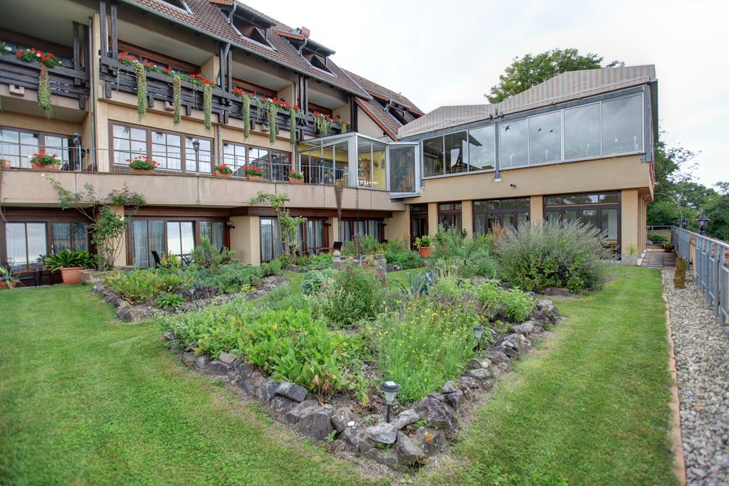 Kapuzinergarten Panoramahotel Breisach Luaran gambar